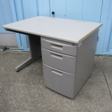 特価! 事務机 片袖デスク ニューグレー イトーキ製CZ 鍵無し 1000x700x700