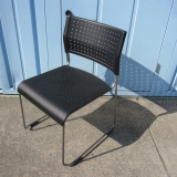 会議用チェア ブラック 樹脂製 スタッキングチェア アイリスチトセ製