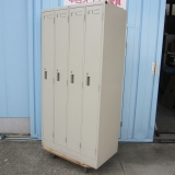 4人用ロッカー 鍵あり ニューグレー コクヨ製 900x515x1790