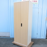 両開き書庫 鍵あり 700x450x1850 プラス製 ホワイト/扉チーク